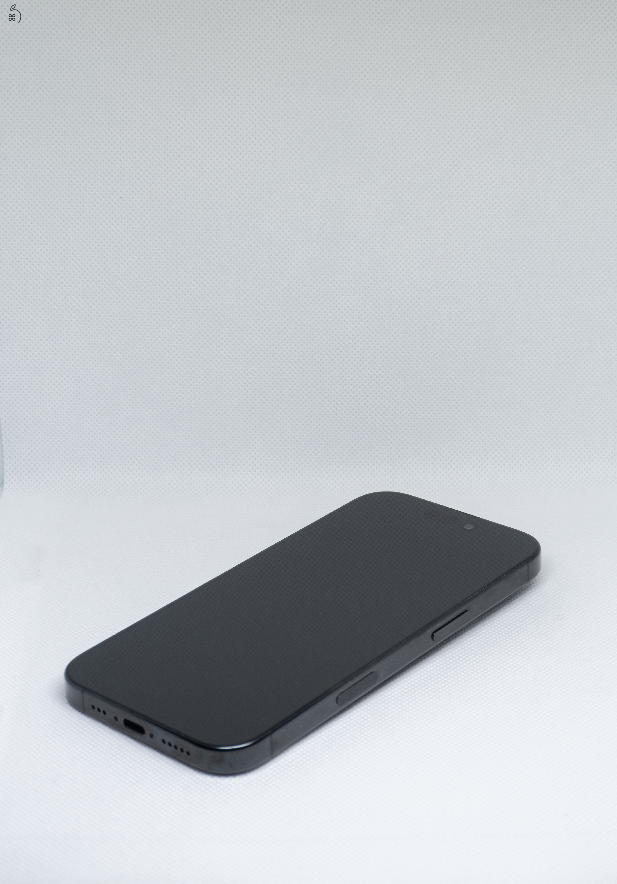 Apple iPhone 16 Pro - 128GB, kártyafüggetlen