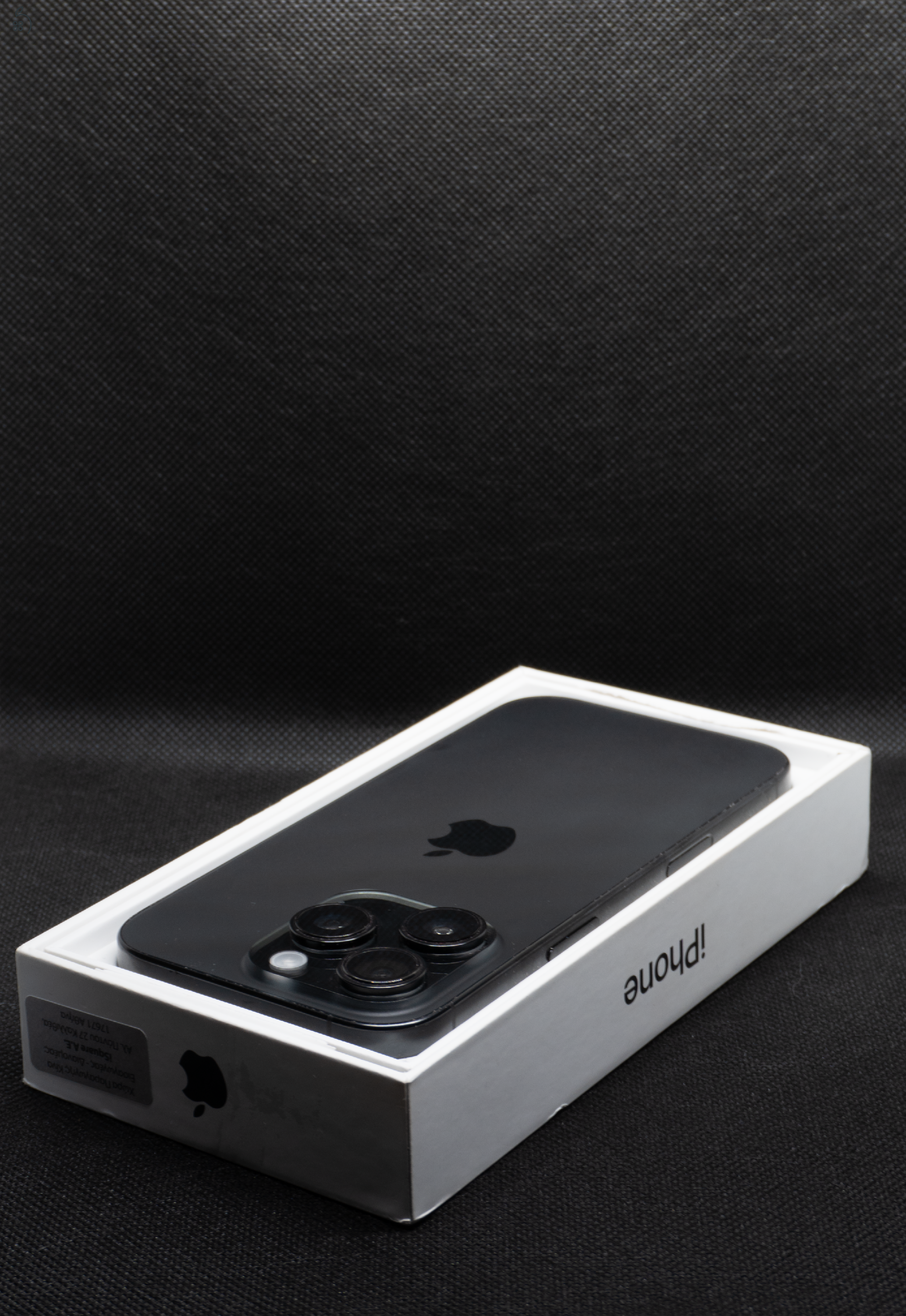 Apple iPhone 16 Pro - 128GB, kártyafüggetlen