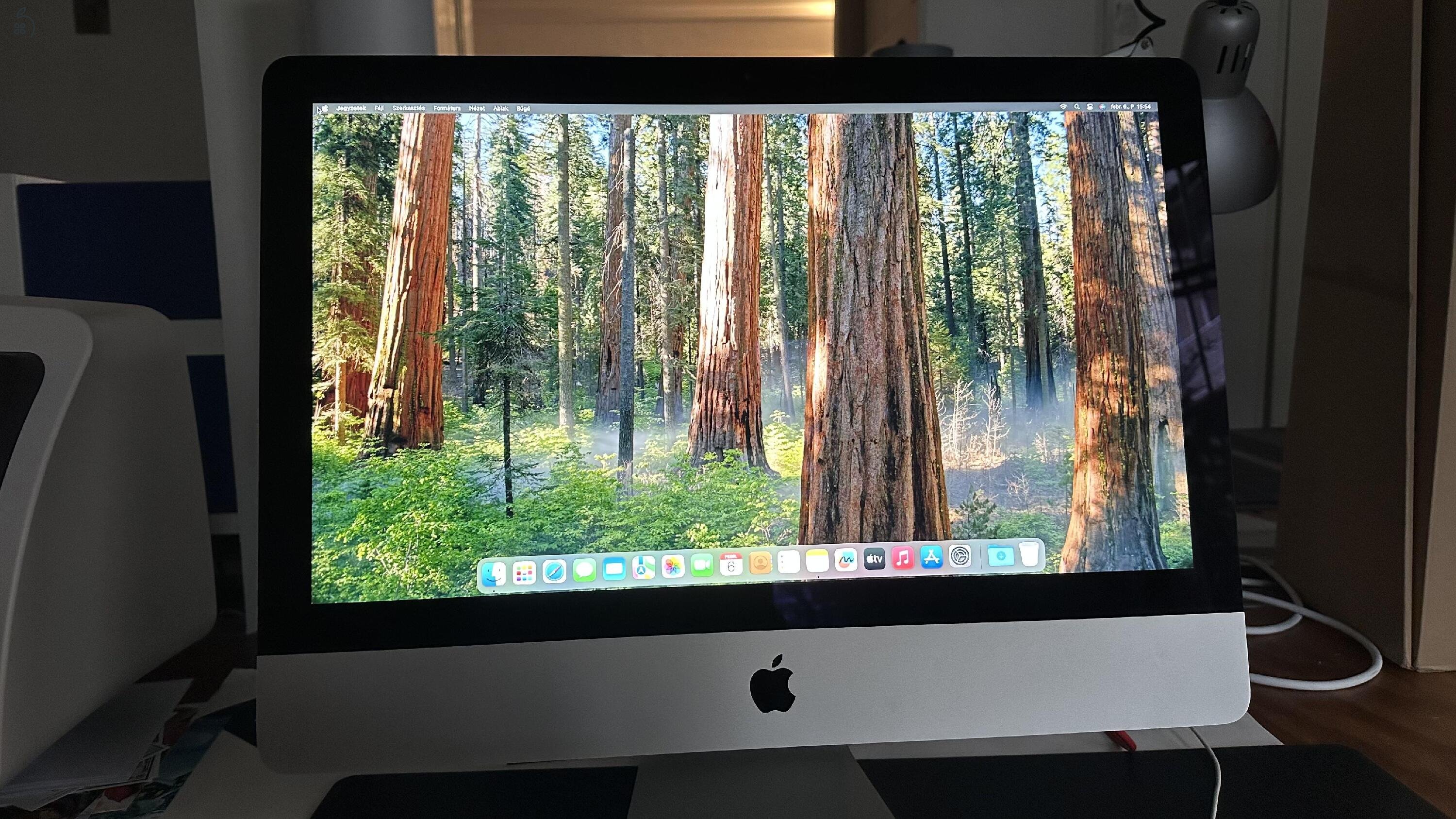 iMac 21'5 asztali gép