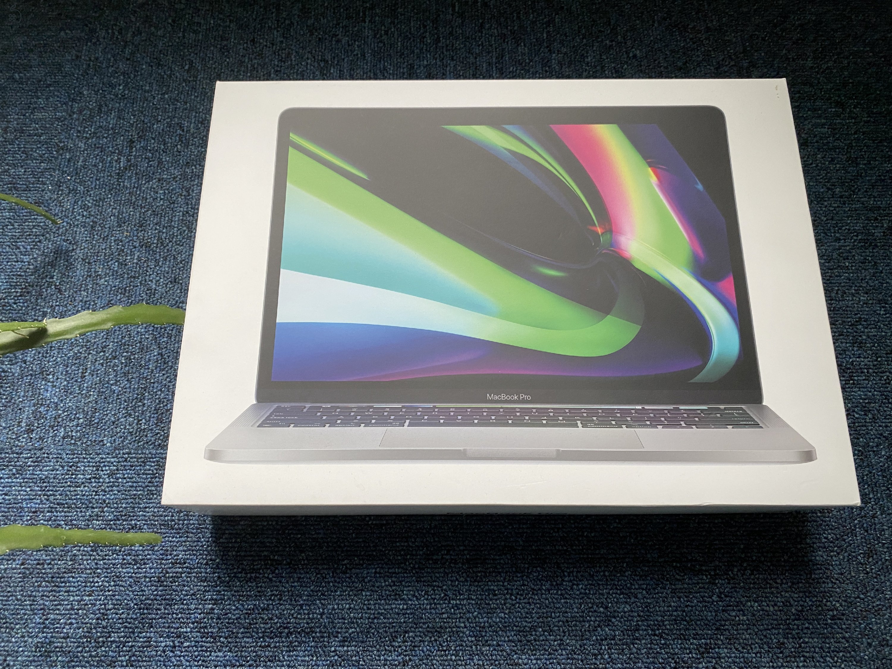 Macbook Pro M1 2021 8GB RAM 256GB SSD Magyar bill, 93% akku, Space Gray