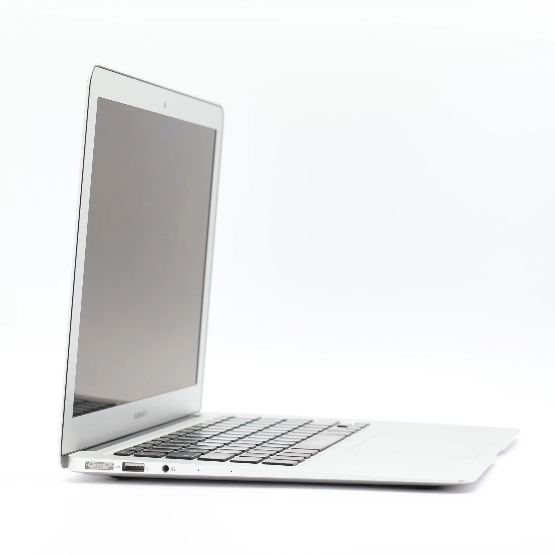 1 év garanciával! Felújított Apple Macbook AIR i5 2017 128 GB Silver