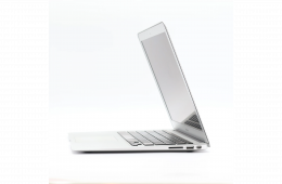 1 év garanciával! Felújított Apple Macbook AIR i5 2017 128 GB Silver