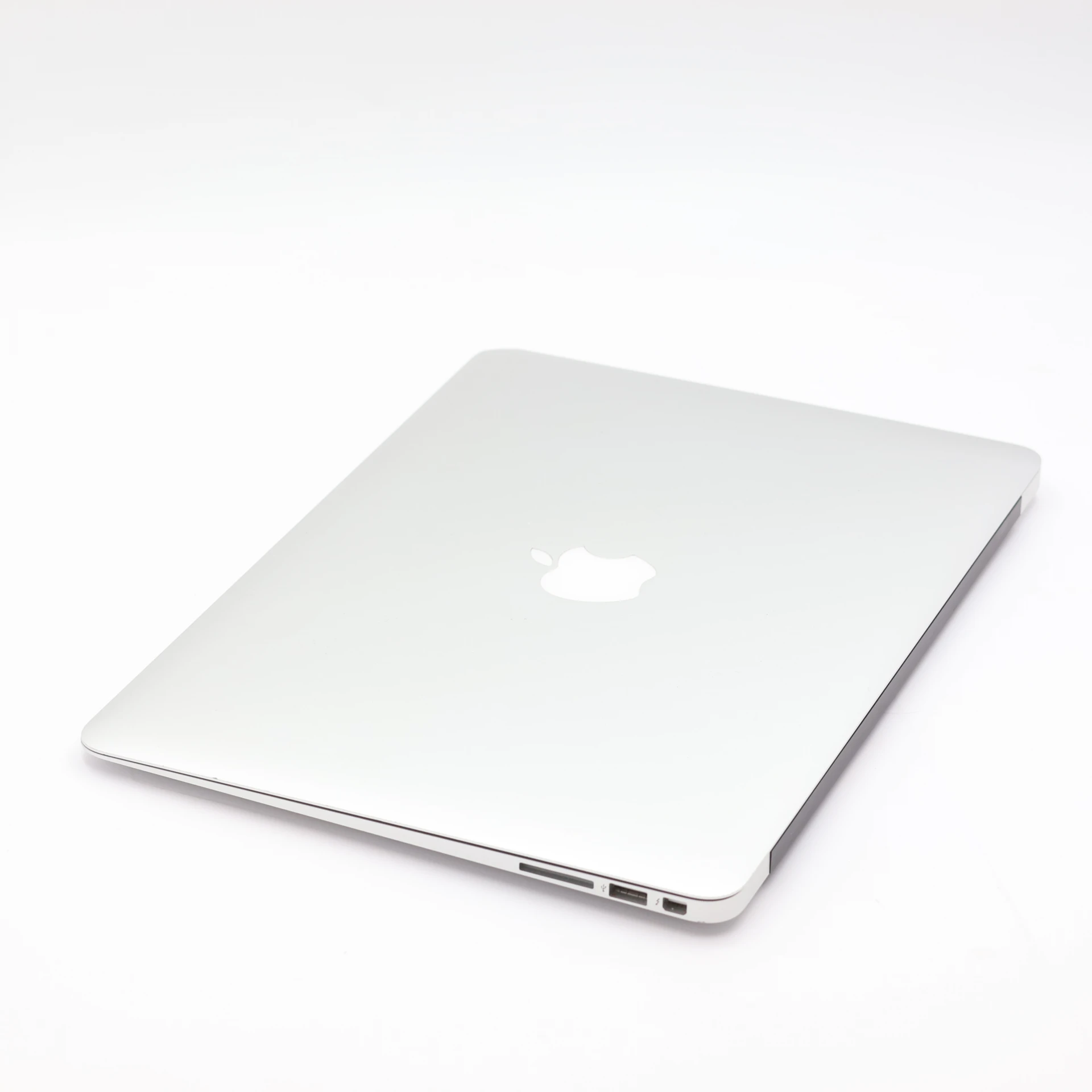 1 év garanciával! Felújított Apple Macbook AIR i5 2017 128 GB Silver