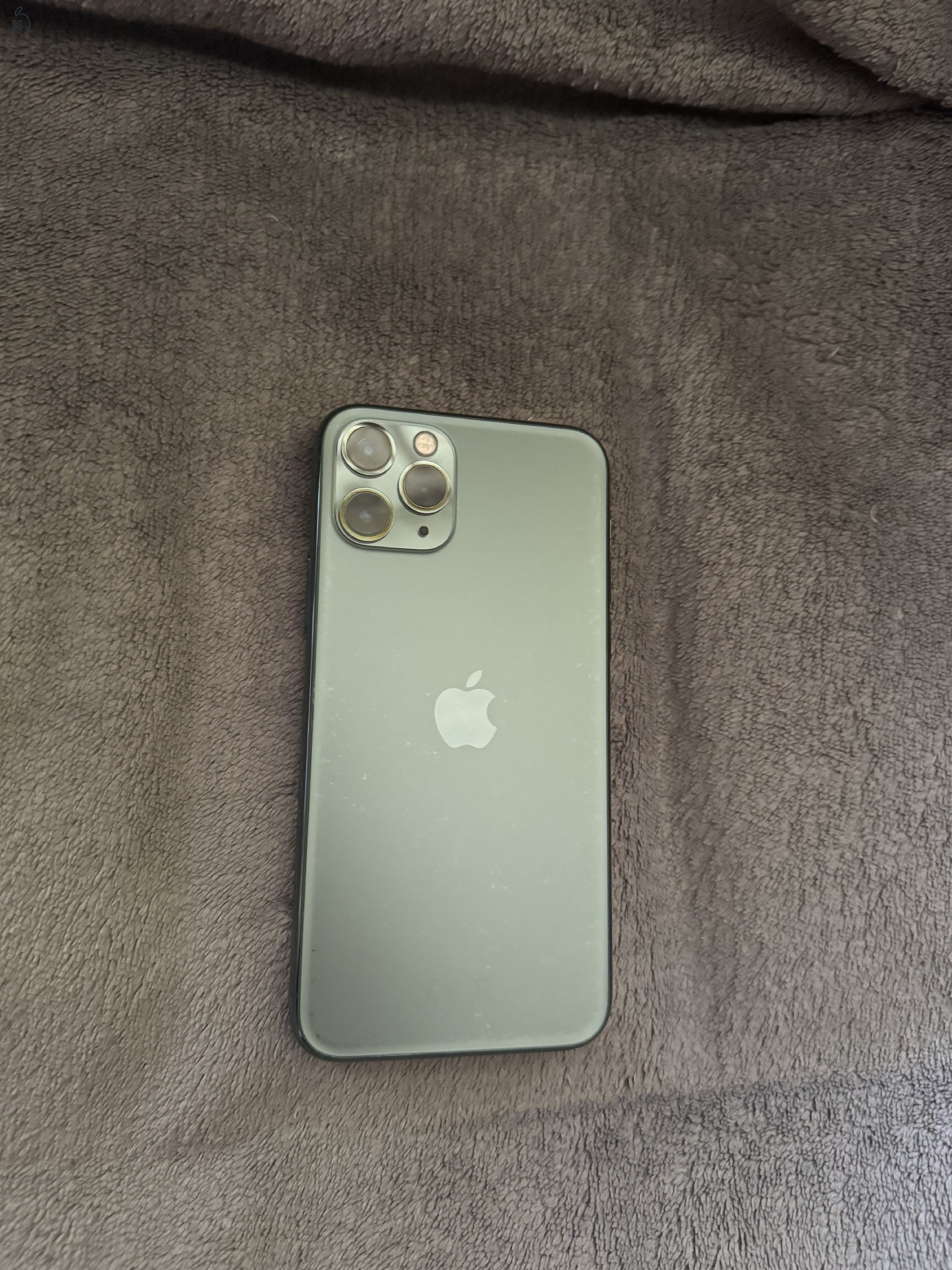 iPhone 11 Pro - 64 GB - Éjzöld - Független