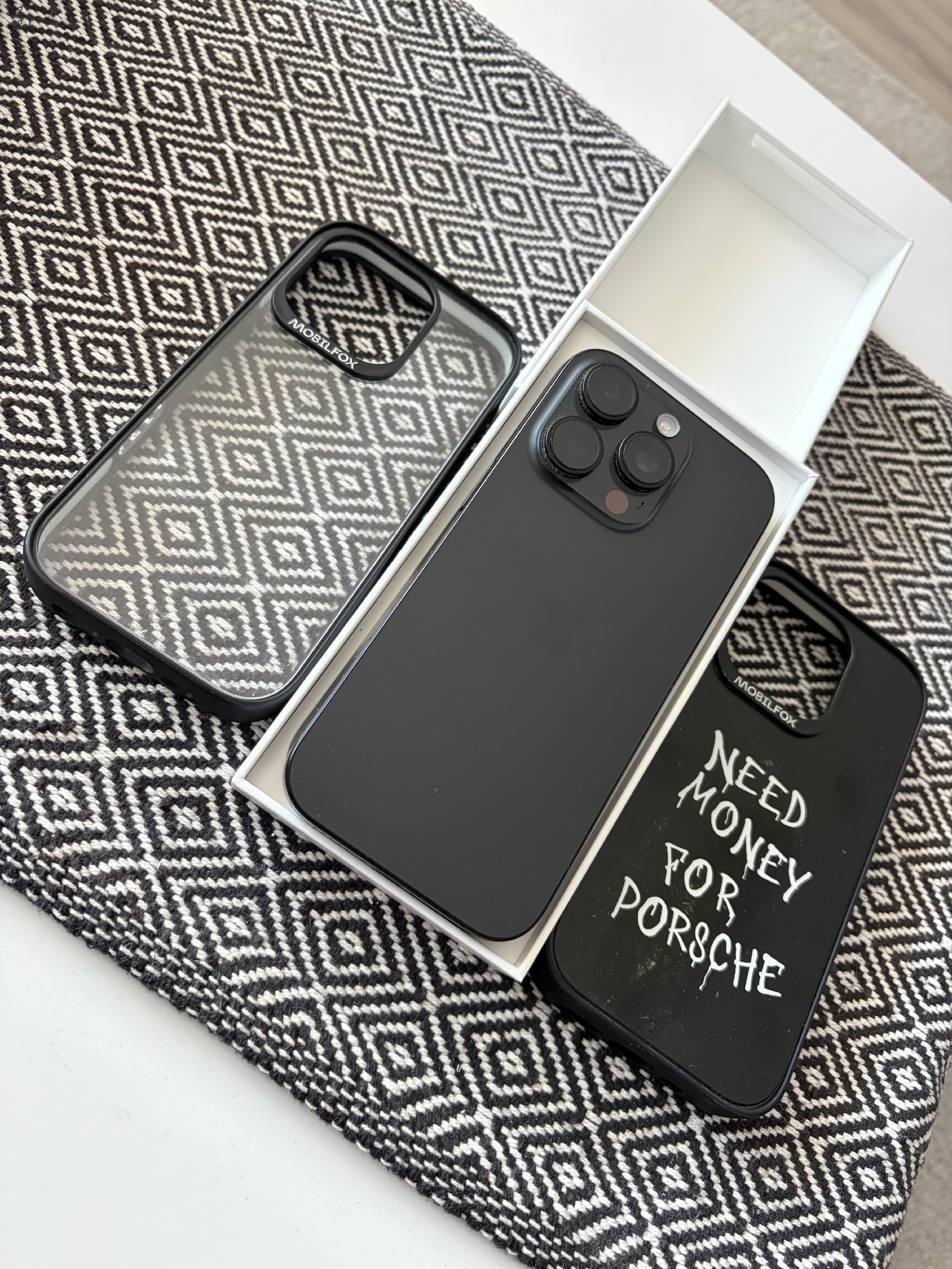 iPhone 16 Pro 256 GB Fekete