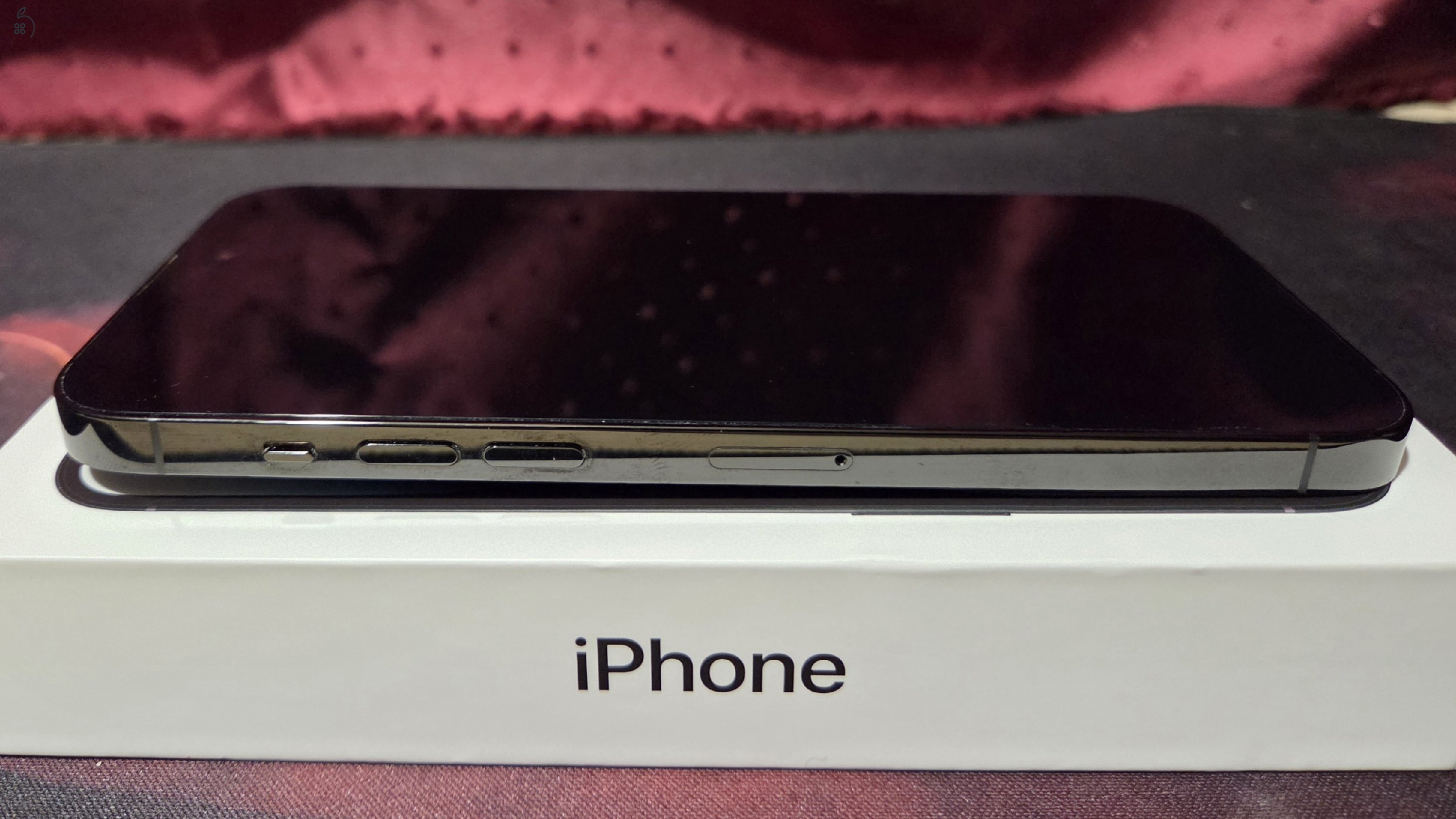 iPhone 14 Pro Max 128 Gb + Spigen tok