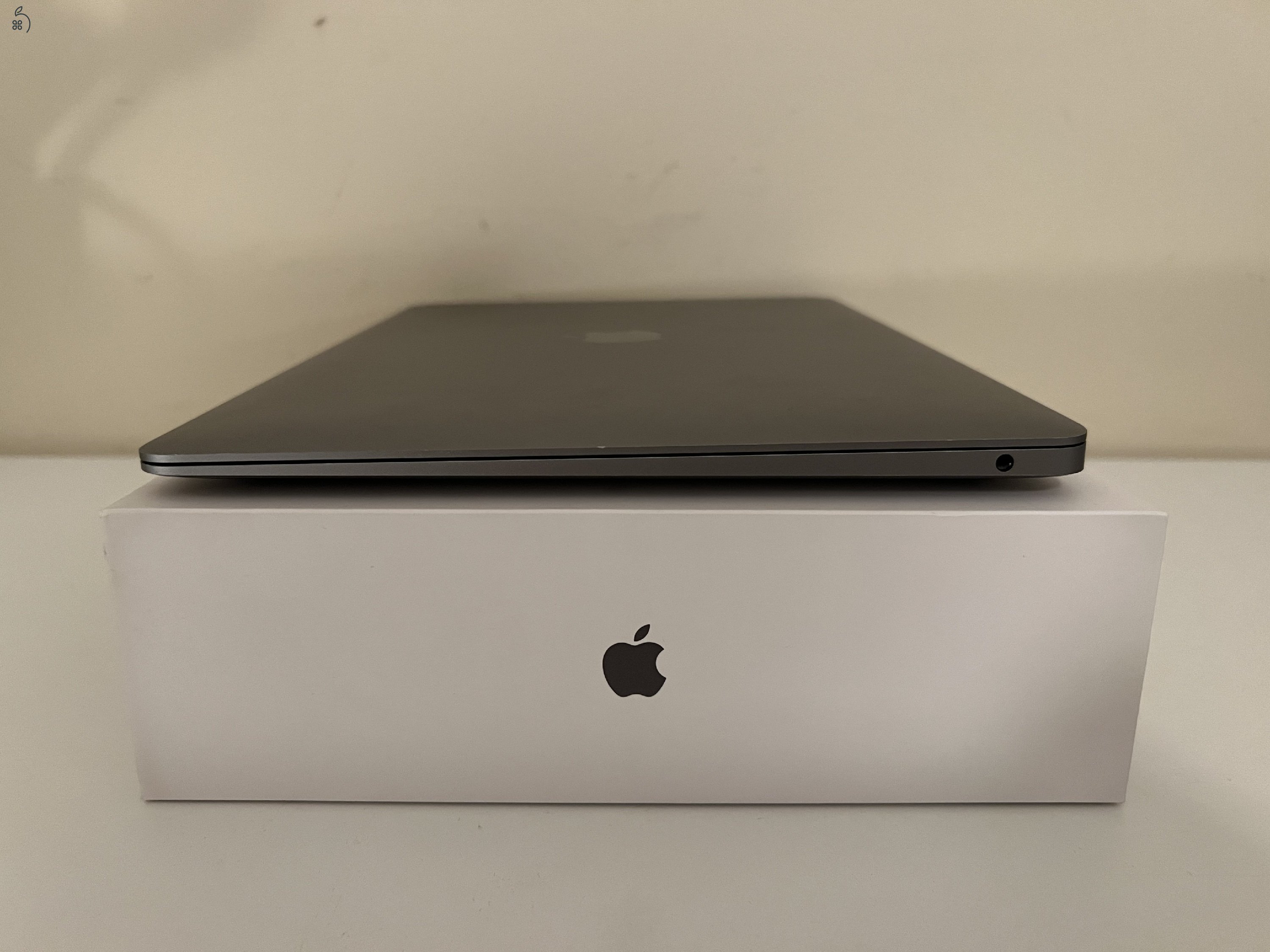 MacBook Air 2020 i7 512 GB