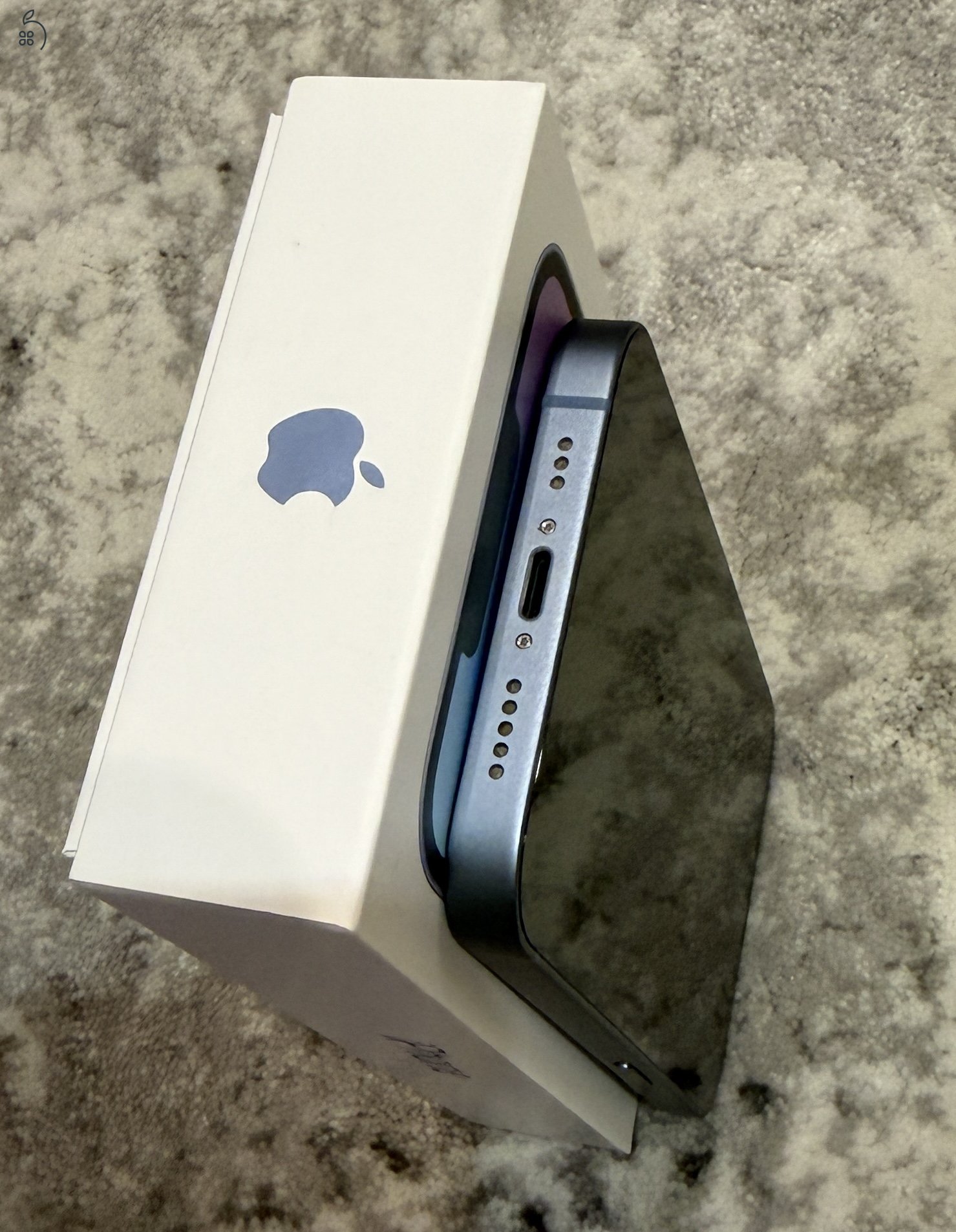 Eladó iPhone 14 128 GB – Blue (kártyafüggetlen)