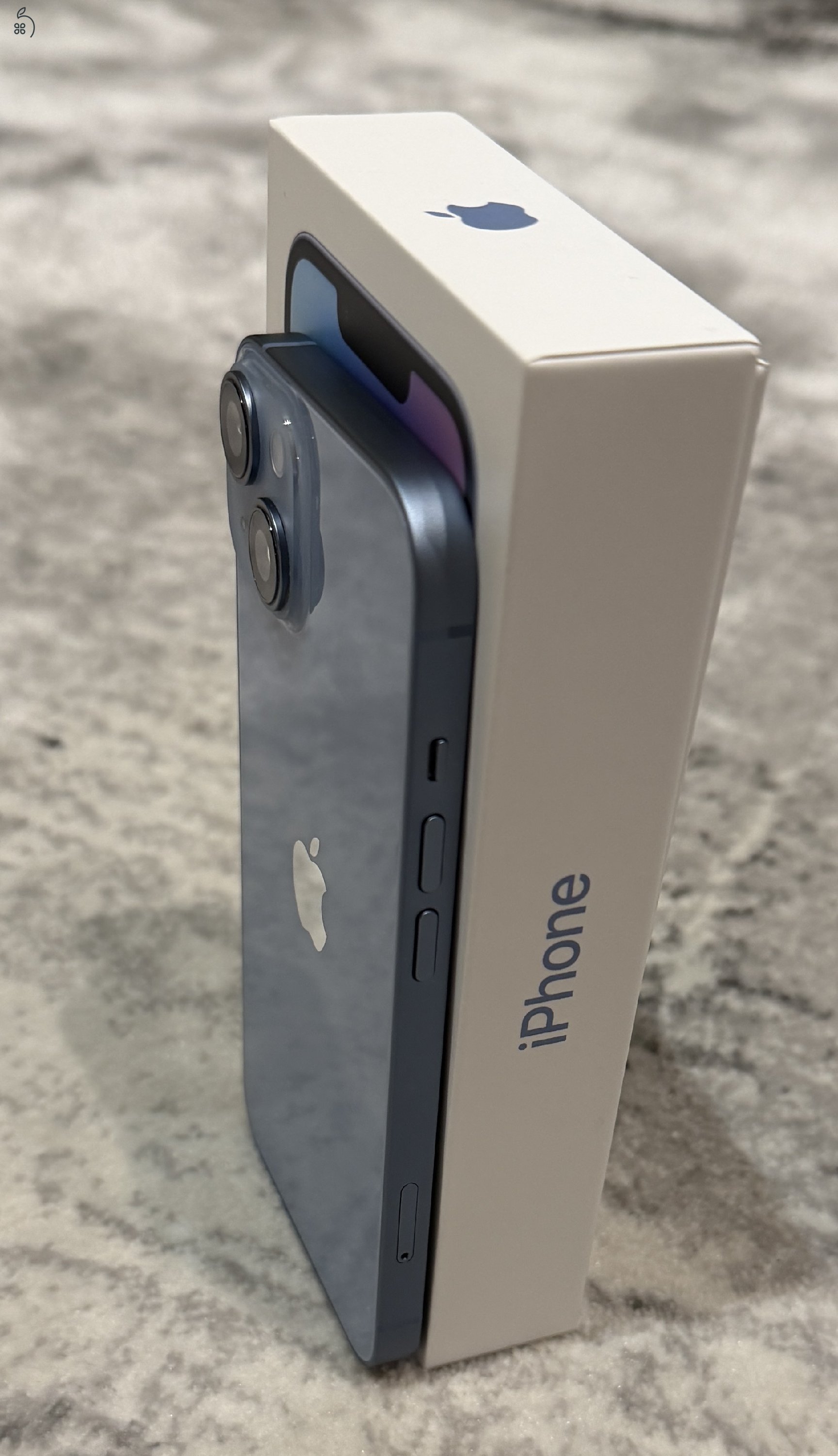 Eladó iPhone 14 128 GB – Blue (kártyafüggetlen)