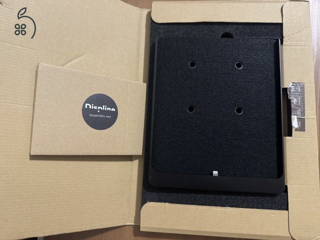 Displine Dame Wall Home iPad 10.2 Premium Fali Konzol, ÚJ, dobozában