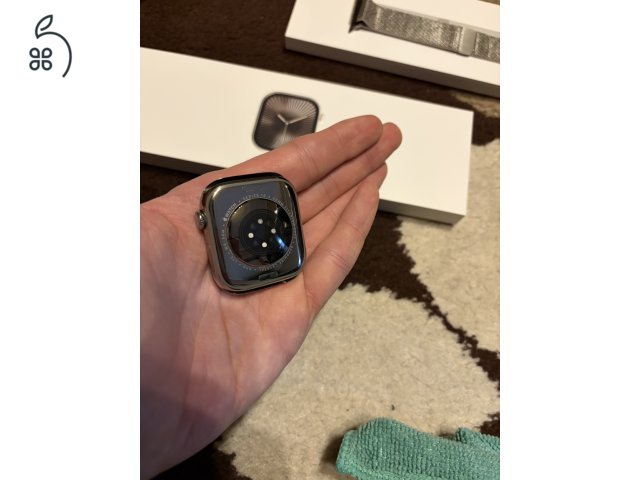 Apple Watch 10 Titán, (Natural Titanium), 46mm Cellular (eSim), ajándék szíjak