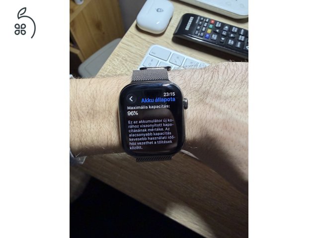 Apple Watch 10 Titán, (Natural Titanium), 46mm Cellular (eSim), ajándék szíjak
