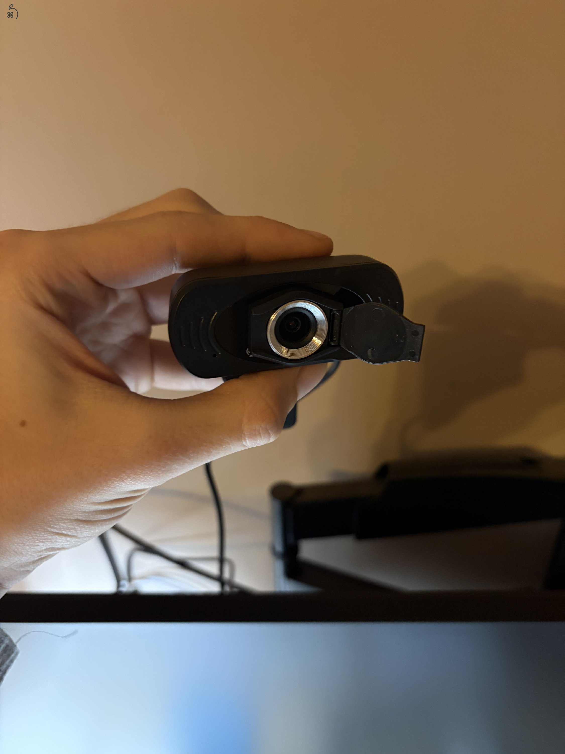 Apple Mac mini M2 újszerű, ajándék webkamera, magic mouse tok