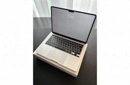 MacBook Air M2 Ezüst színű 13'