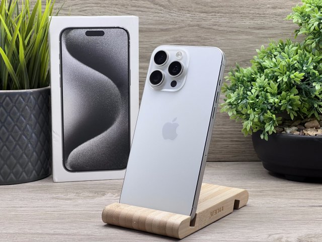 Hibátlan iPhone 15 Pro Max White Titanium 256GB 2 ÉV Garanciával 90%