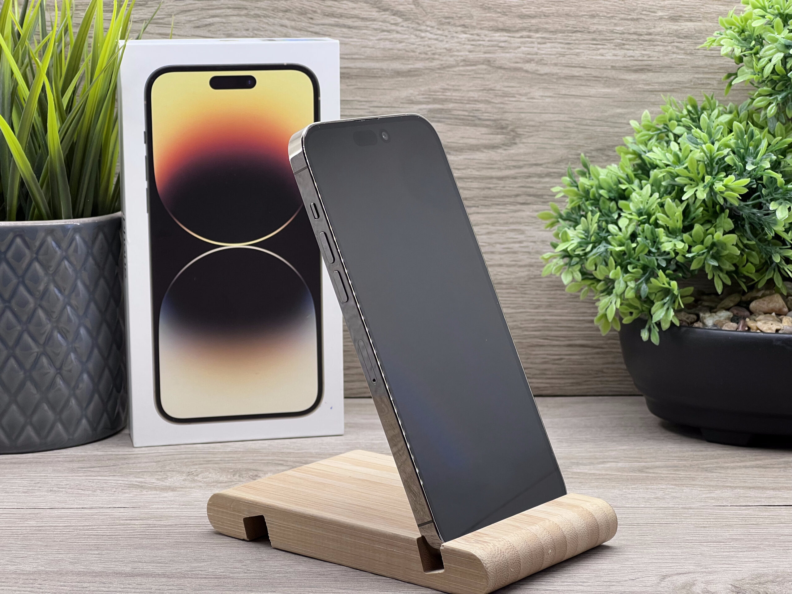 Hibátlan iPhone 14 Pro Max Gold 128GB 2 ÉV Garanciával 90%