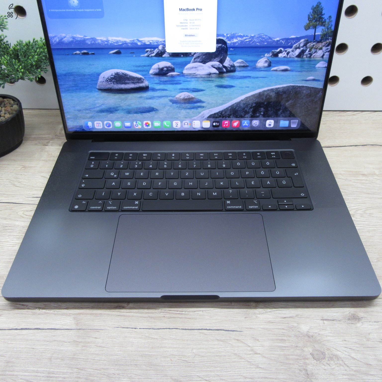 Apple MacBook Pro 16 M3 Pro 2023 500GB használt megkímélt – 93% akku (224 ciklus) – 6 hónap garancia