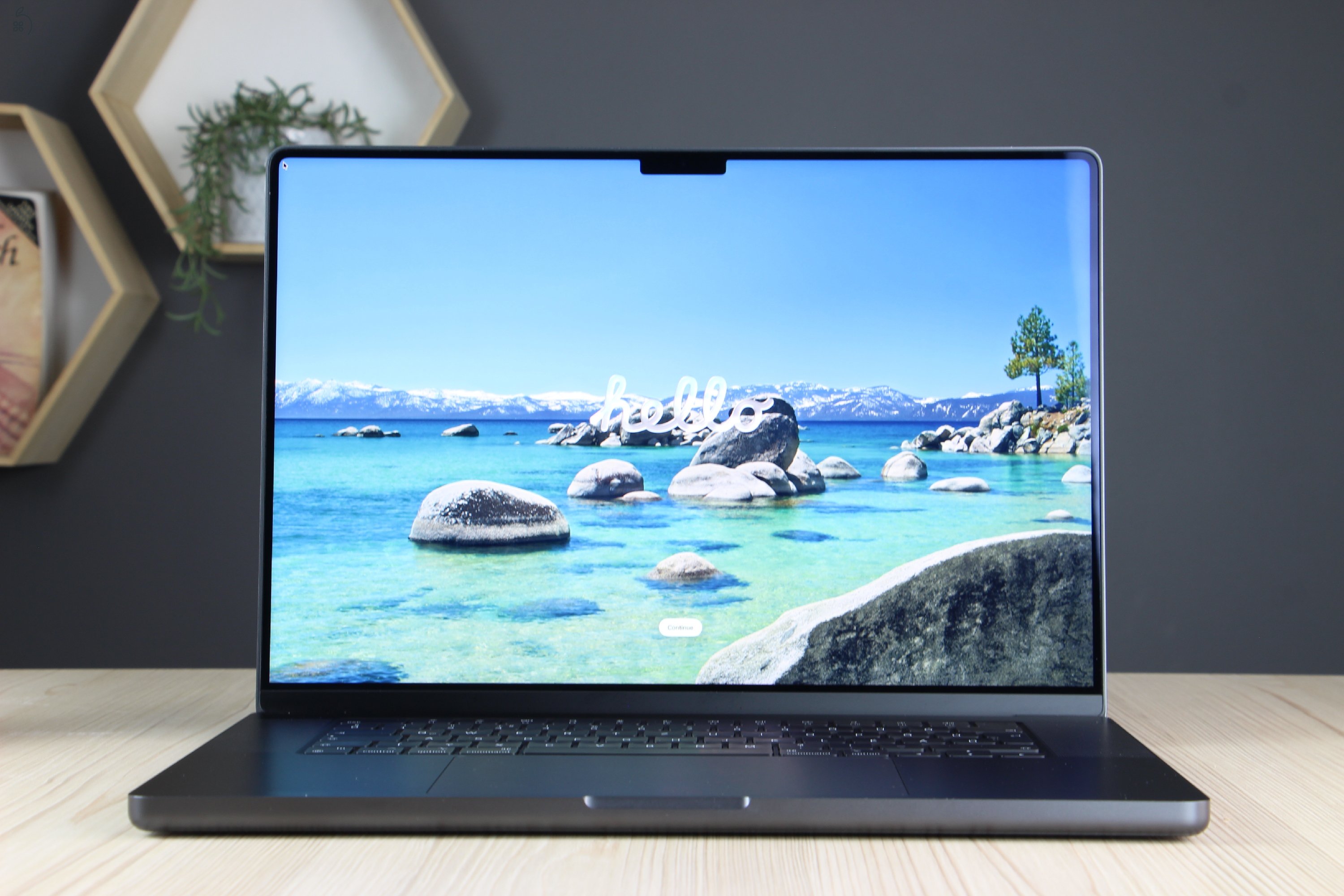 Újszerű Apple Macbook Pro 16