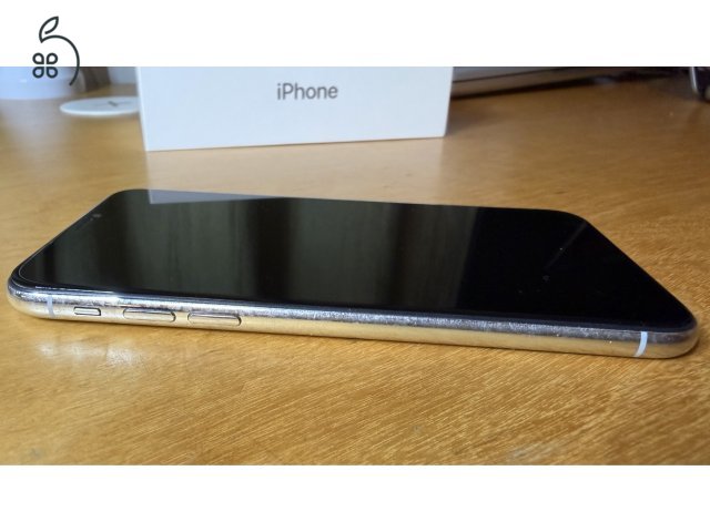 iPhone XS 64GB silver - Független Megkímélt állapotban