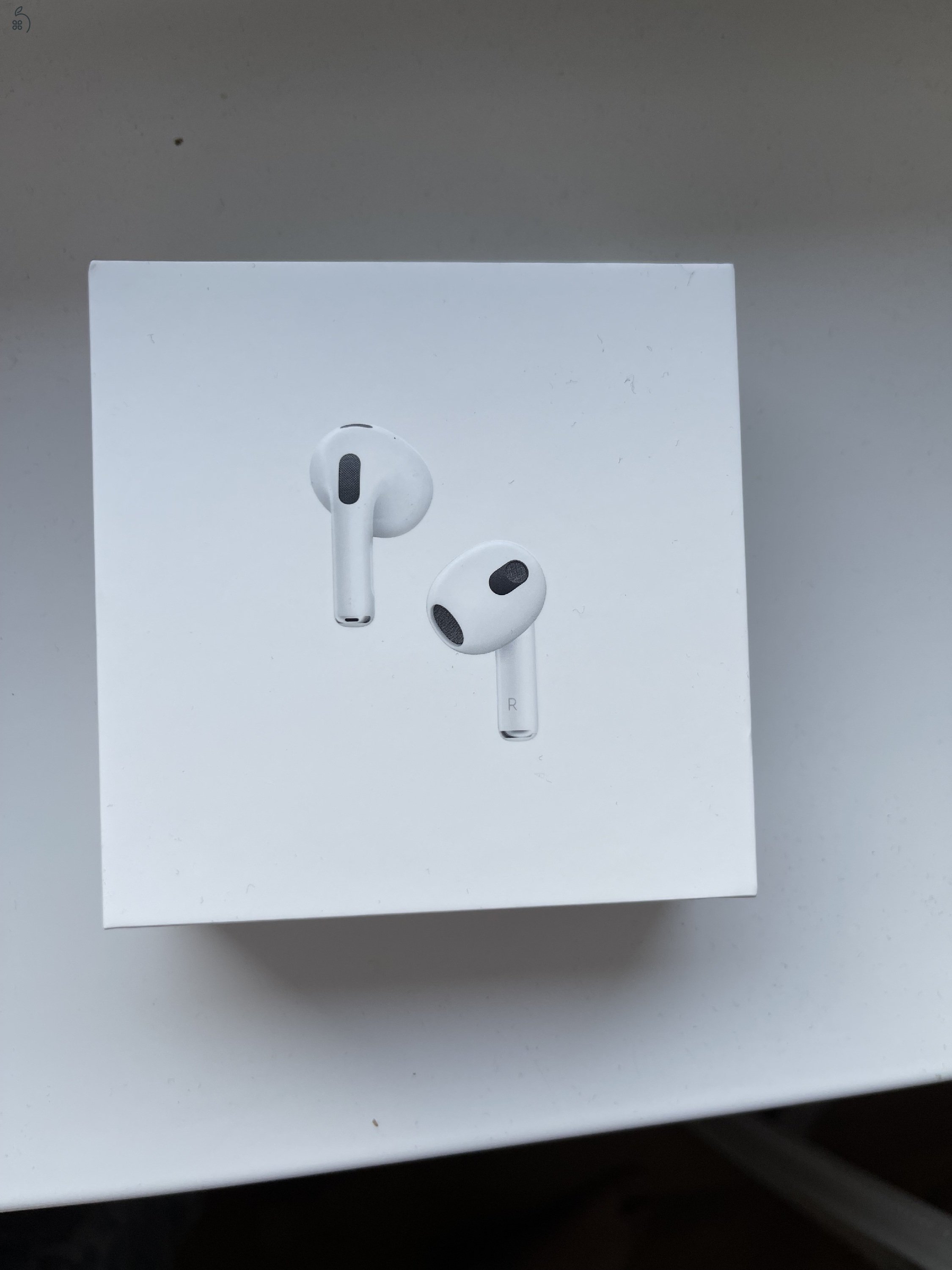 Új Airpods 3