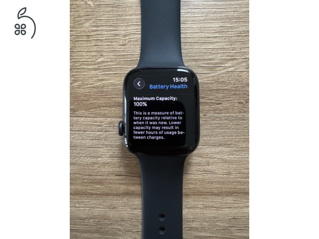 Apple Watch Series 6 44mm fekete GPS