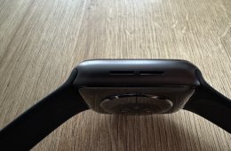 Apple Watch Series 6 44mm fekete GPS