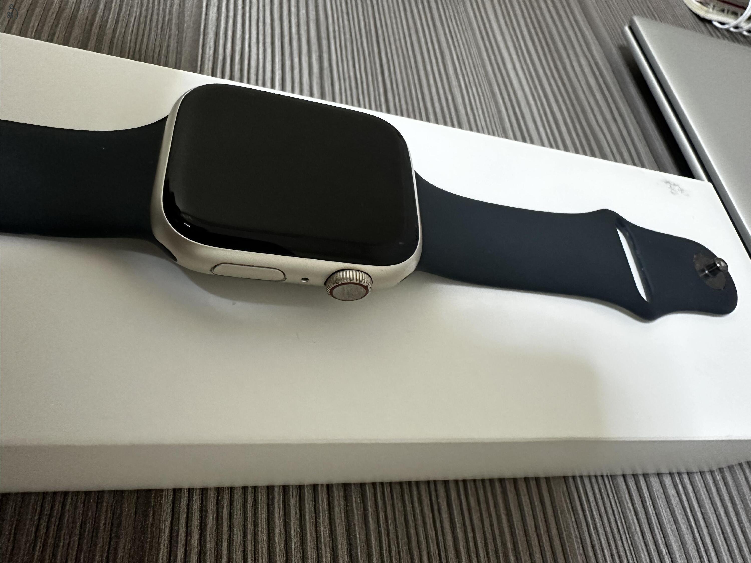 Apple Watch S8 - GPS+LTE 45mm