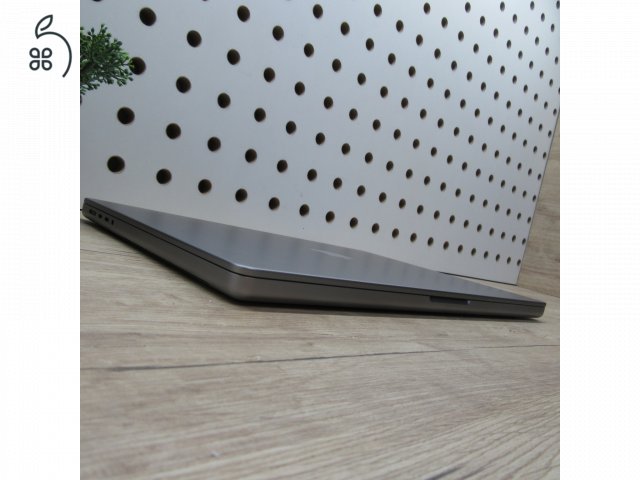 Apple MacBook Pro 16 (2021) – M1 Pro / 16GB / 512GB SSD – használt, karcmentes – 86% akku (227 ciklus)