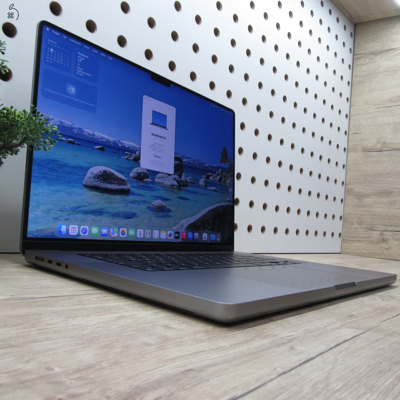 Apple MacBook Pro 16 (2021) – M1 Pro / 16GB / 512GB SSD – használt, karcmentes – 86% akku (227 ciklus)