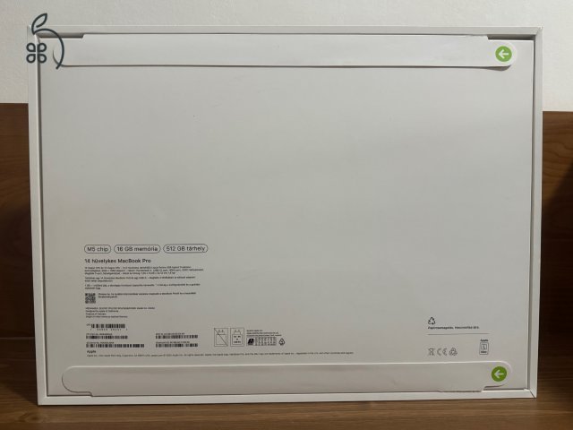 MacBook Pro 14,2”, M5, 16GB, 512SSD, bontatlan!