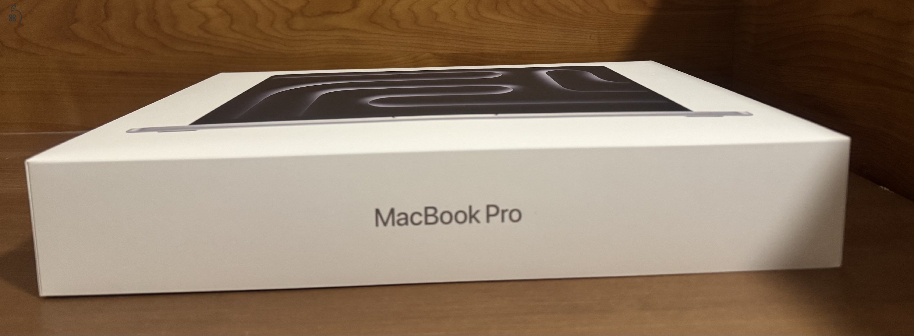 MacBook Pro 14,2”, M5, 16GB, 512SSD, bontatlan!