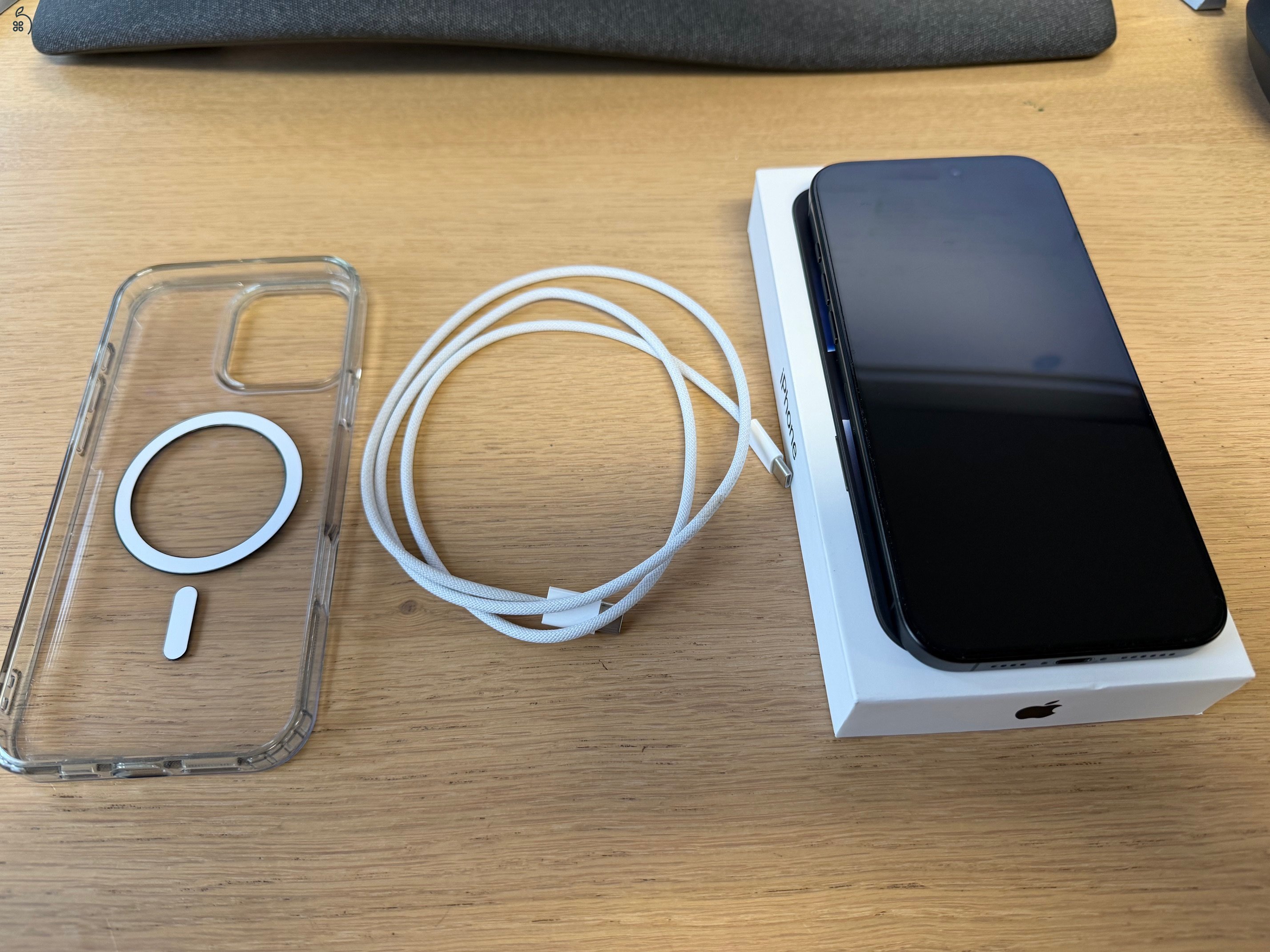 Apple iPhone 16 Pro Max 256GB – Black Titanium | Újszerű, 100% Akku! ????