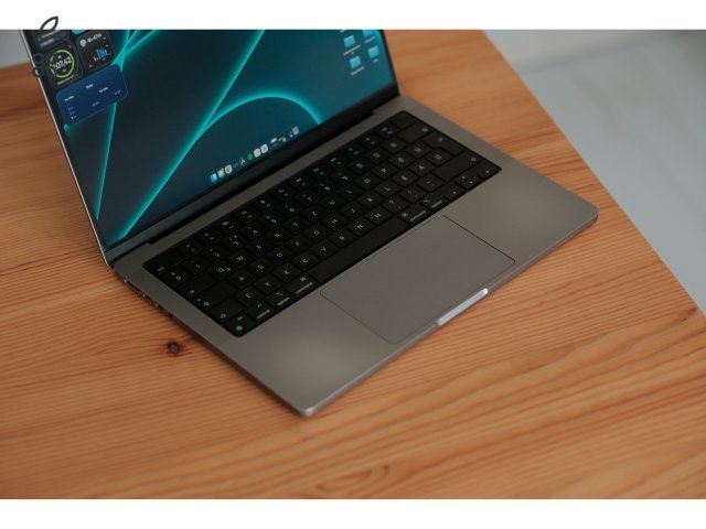 2021 MacBook Pro 14 1TB + M1 Pro NEM ALAP MODELL (10 magos CPU+ 16 magos GPU) MKGQ3MG/A