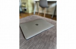 Macbook Air 13” M1 (2020) 8GB RAM 256GB SSD HUN billentyűzet