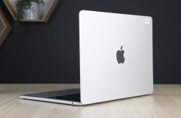 Apple Macbook Air 13