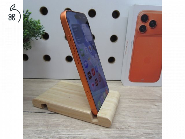 Apple iPhone 17 Pro Cosmic Orange 256GB használt karcmentes – 100% akku (49 ciklus) – garancia 2026.12.29.-ig