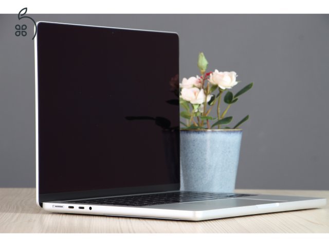 Apple Macbook Pro 14