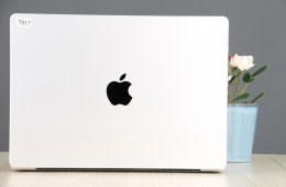 Apple Macbook Pro 14