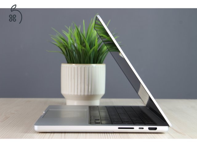 Apple Macbook Pro 14