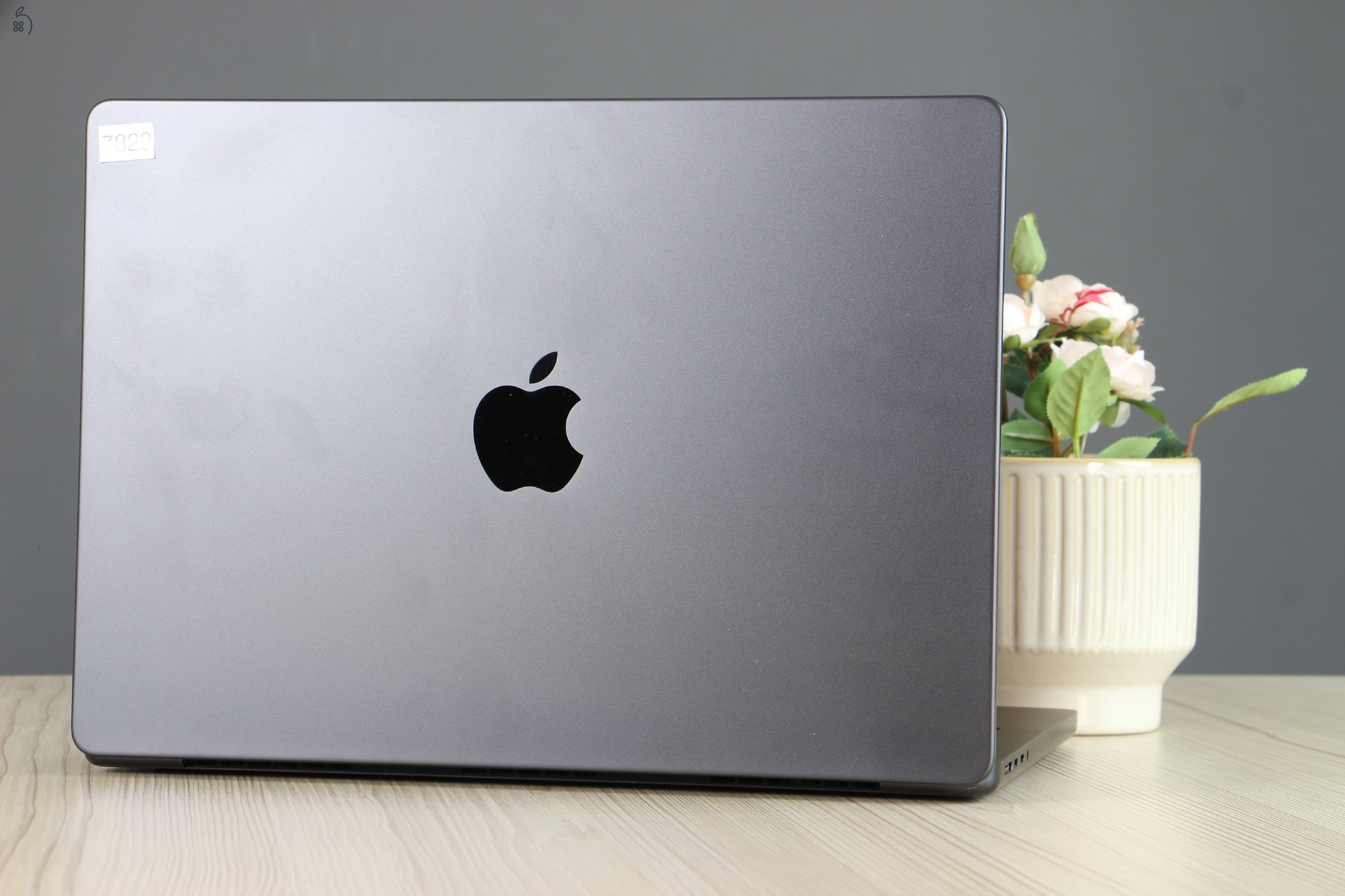 Apple Macbook Pro 14