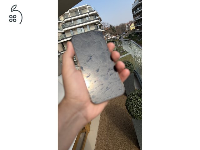 iPhone 16 Pro 128GB Desert Titanium – karcmentes, doboz + számla, garancia 2028-ig