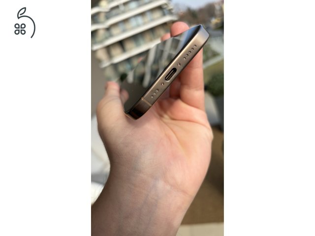iPhone 16 Pro 128GB Desert Titanium – karcmentes, doboz + számla, garancia 2028-ig