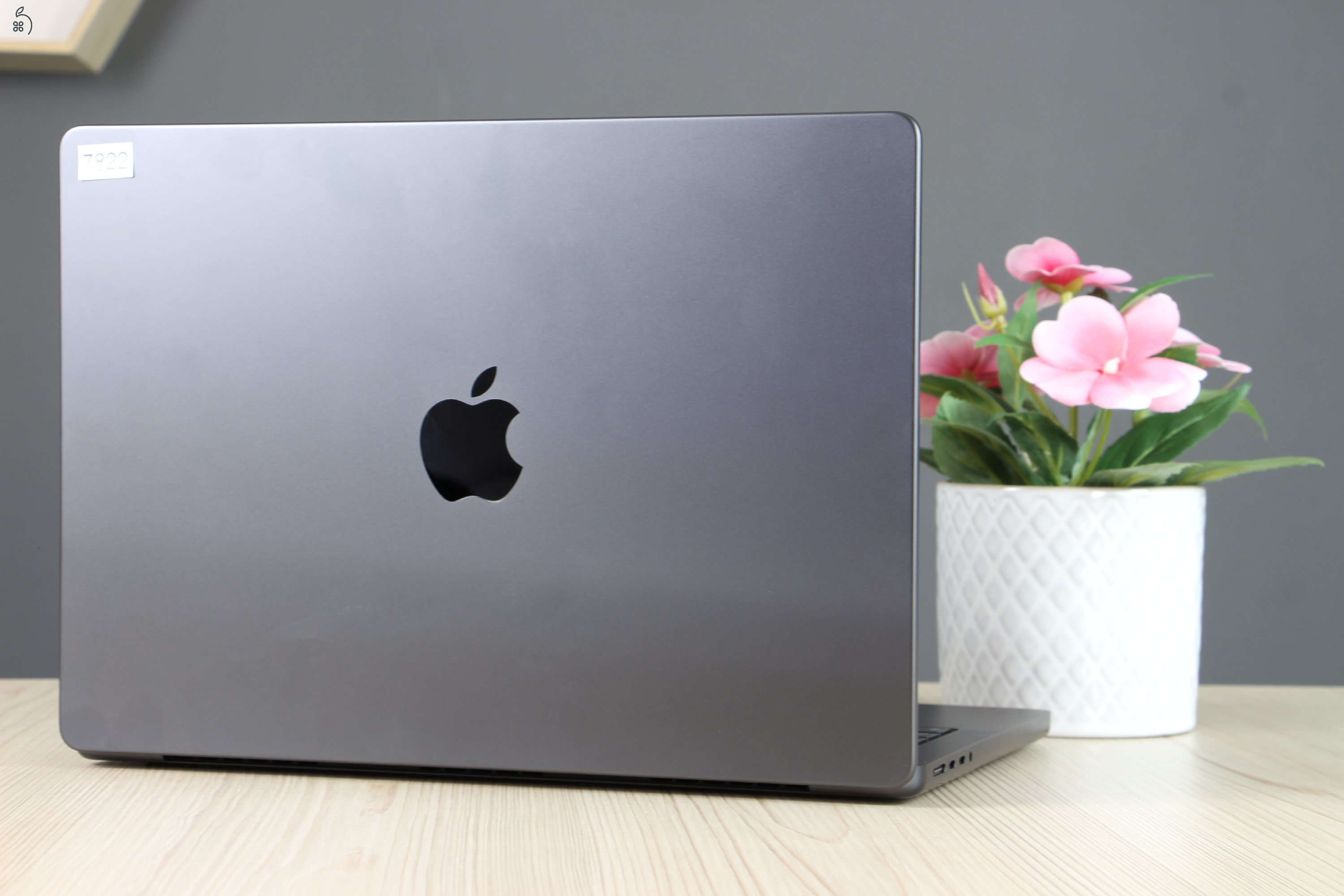 Apple Macbook Pro 14