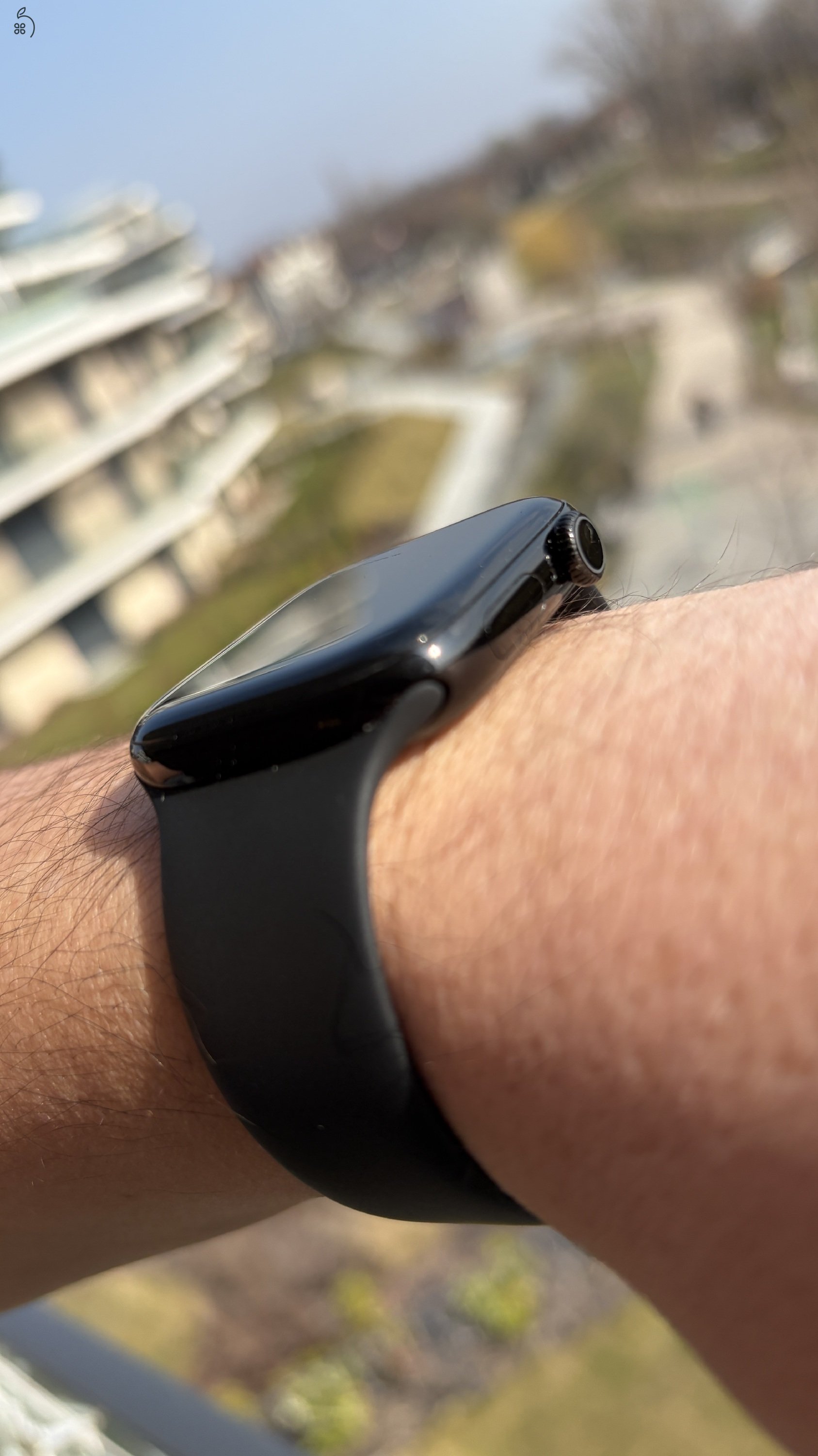 Apple Watch Series 10 46mm Cellular Jet Black – doboz + számla, garancia 2027-ig