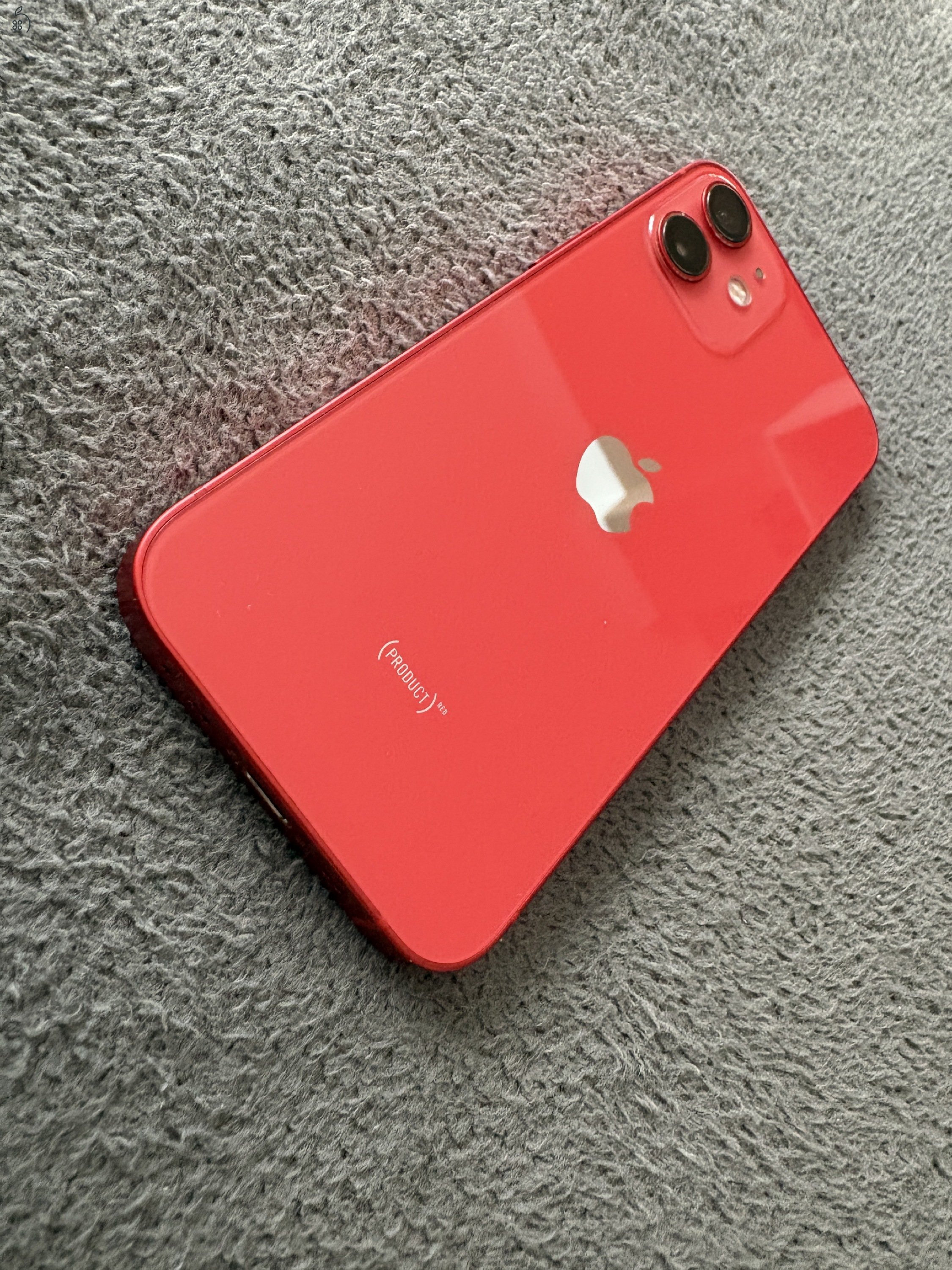 Iphone 12 Mini, 64 GB-os, megkímélt állapotú, tartozékokkal