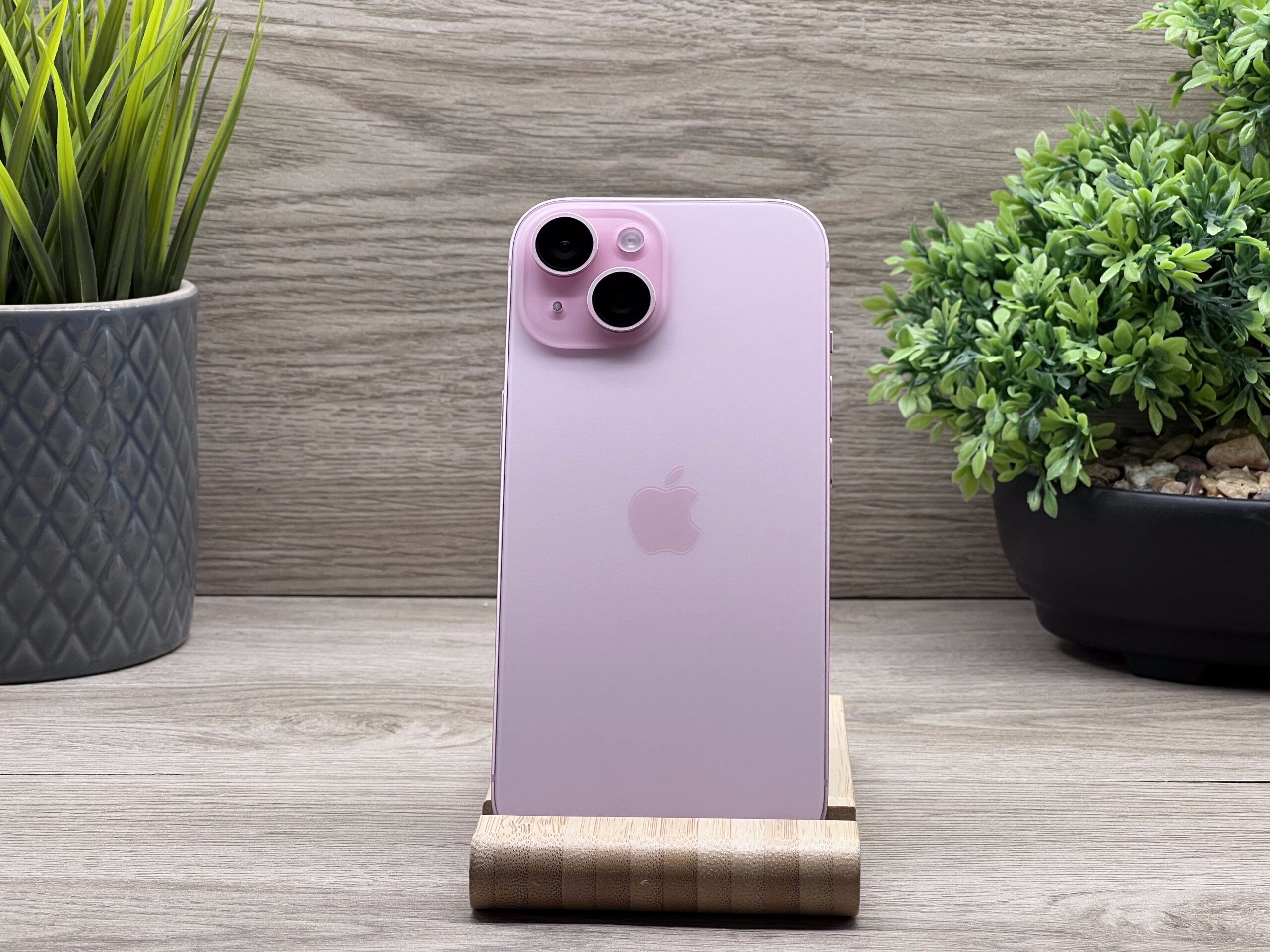 Hibátlan iPhone 15 Pink 128GB 2 ÉV Garanciával 100% (0.Ciklus)