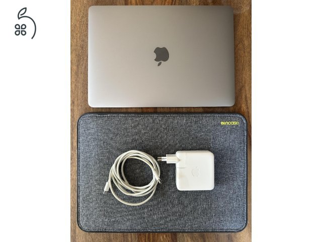 MacBook Pro 13” (2017)