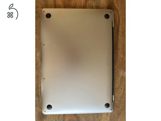 MacBook Pro 13” (2017)