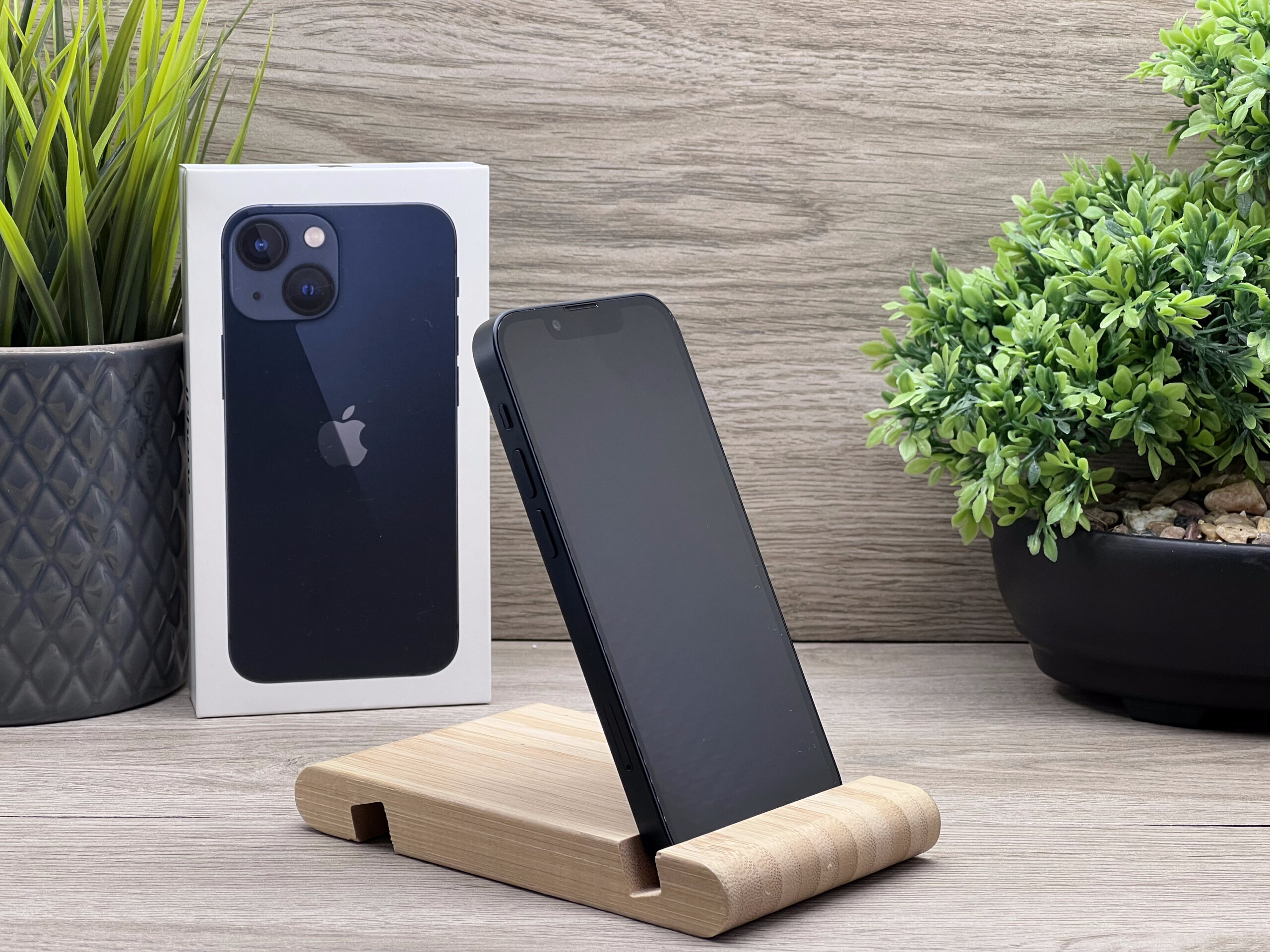 Hibátlan iPhone 13 Mini Midnight 256GB 2 ÉV Garanciával 100%