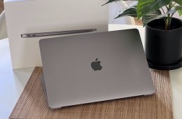 Hibátlan MacBook Air 2020 M1 13” 256GB 2 ÉV Garanciával 93%